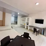 Casa Fama